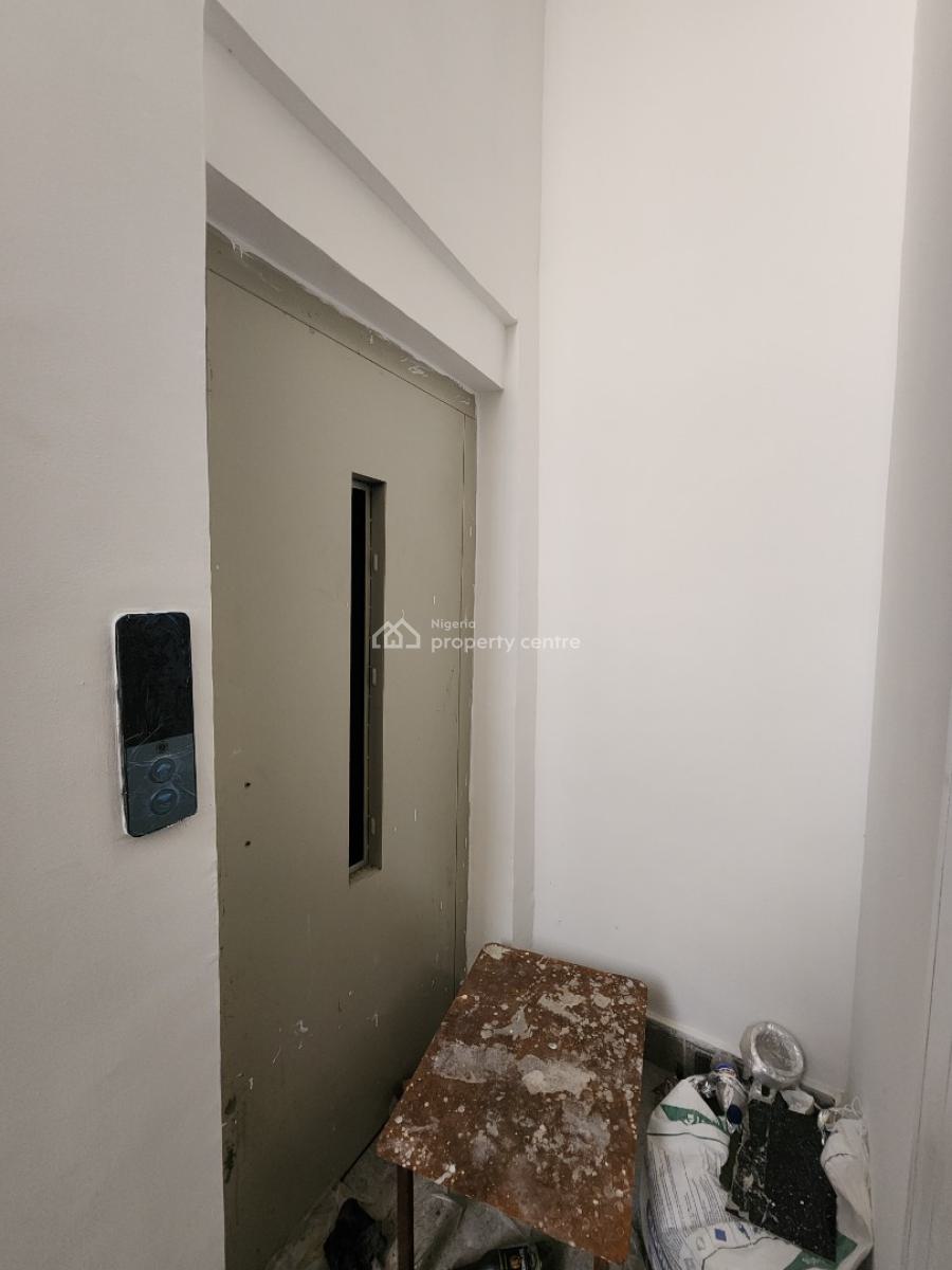 Luxury 3 Bedroom Apartment with Gym, Pool, Elavtor, Lekki Phase 1, Lekki, Lagos, Flat / Apartment for Sale