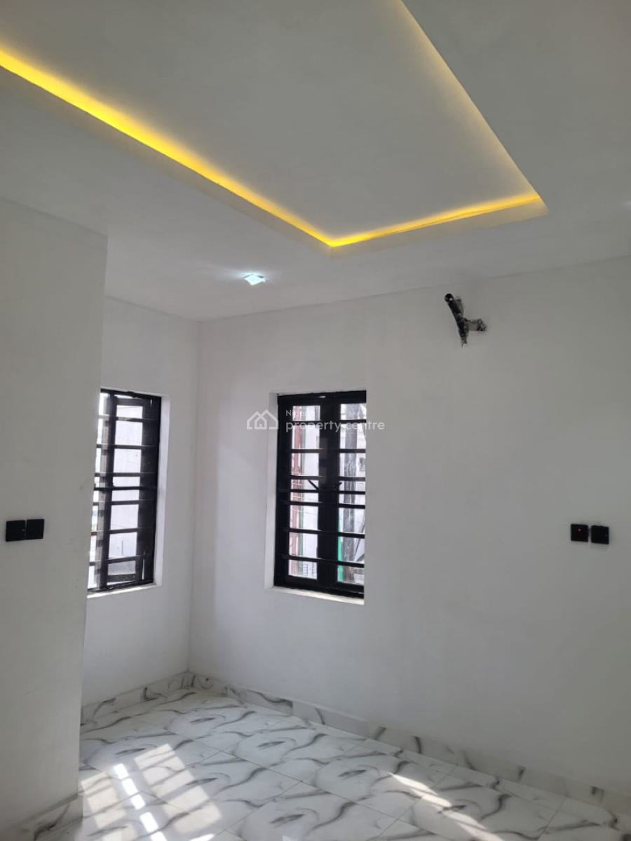 Luxury and Smart 3 Bedroom Terrace, Gra, Ikota, Lekki, Lagos, Terraced Duplex for Sale