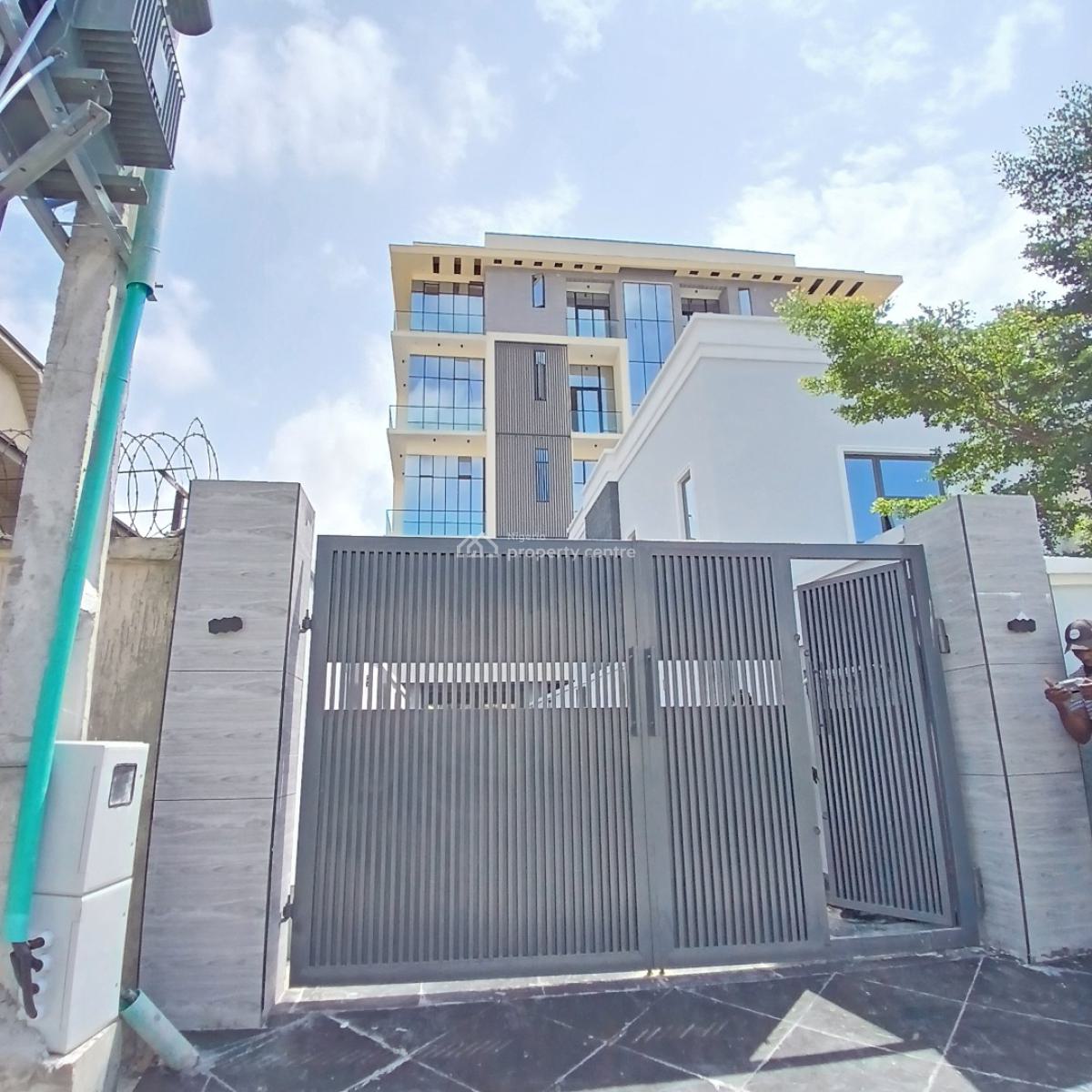 Aesthetically Pleasing 3 Bedroom Luxury Apartment, Lekki Phase 1, Lekki, Lagos, Flat / Apartment for Sale