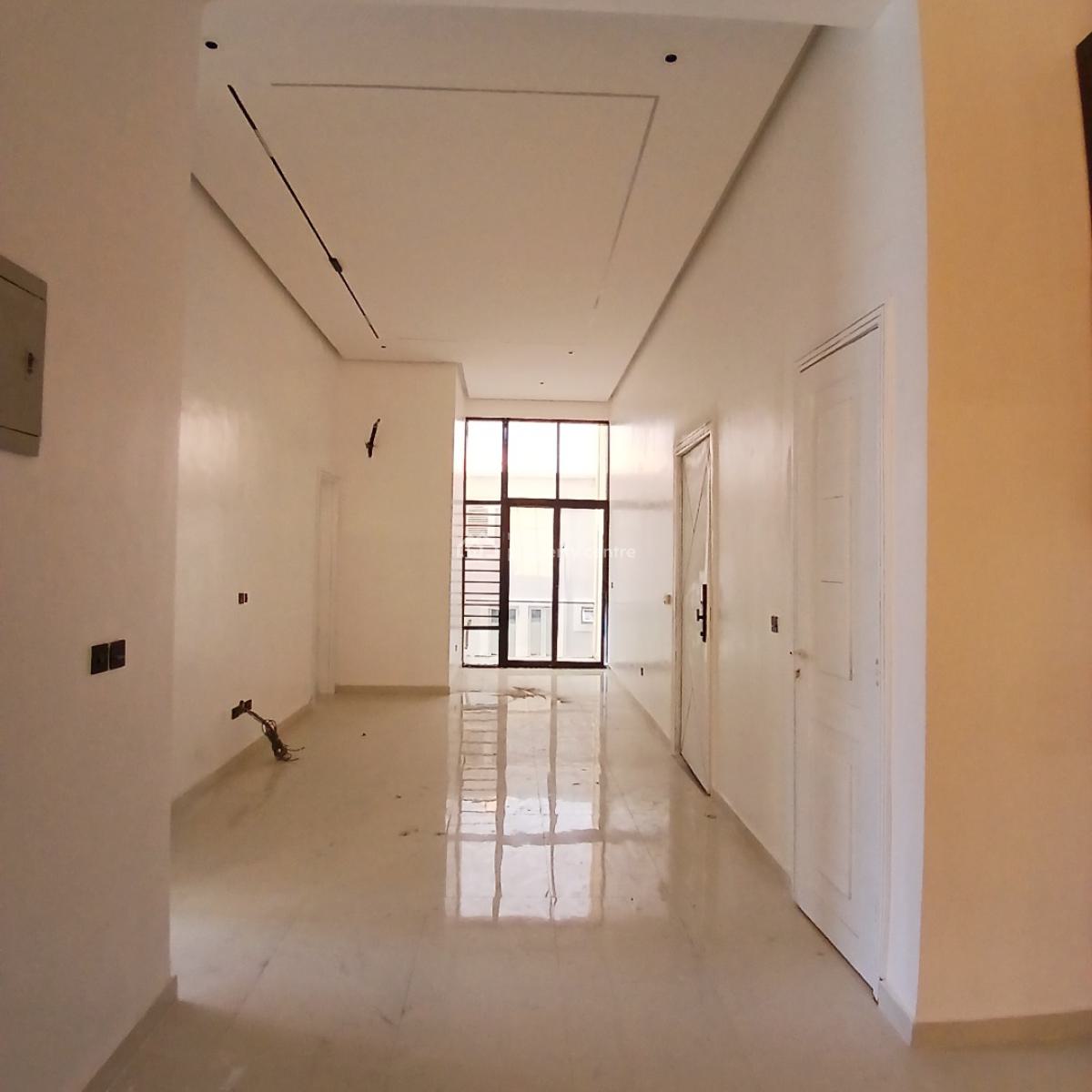 Aesthetically Pleasing 3 Bedroom Luxury Apartment, Lekki Phase 1, Lekki, Lagos, Flat / Apartment for Sale