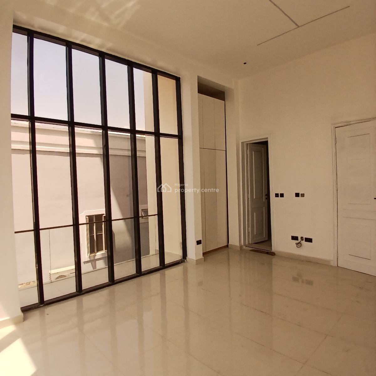 Aesthetically Pleasing 3 Bedroom Luxury Apartment, Lekki Phase 1, Lekki, Lagos, Flat / Apartment for Sale