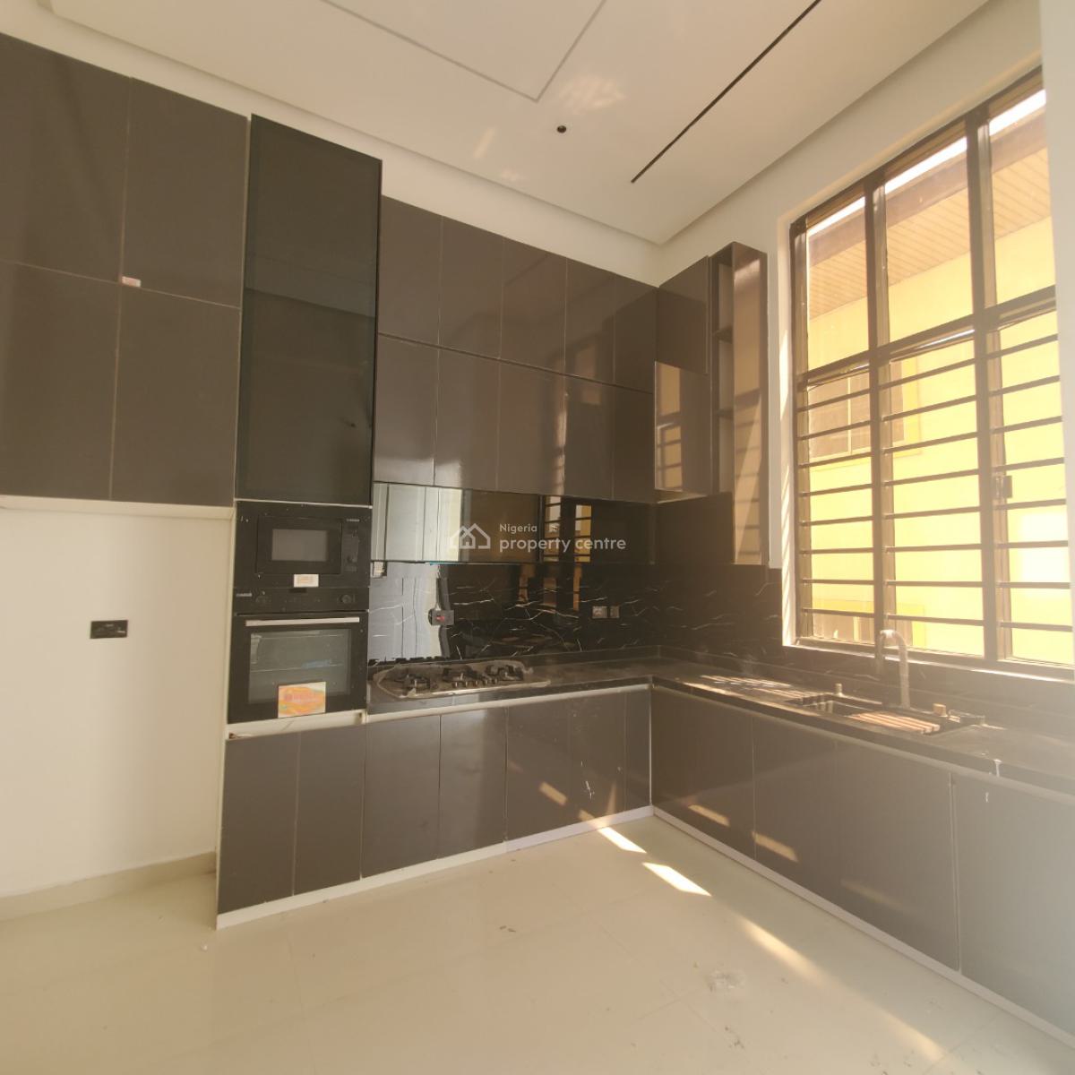 Exquisite 3bedroom Apartments with a Pool Gym Elevator, Lekki Phase 1, Lekki, Lagos, Flat / Apartment for Sale