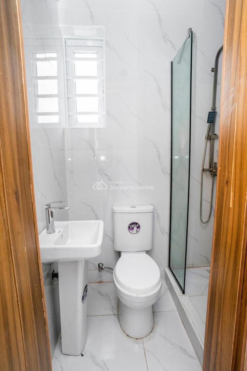 Nice 4 Bedrooms Terraced Duplex, Ikota Gra, Ikota, Lekki, Lagos, Terraced Duplex for Sale