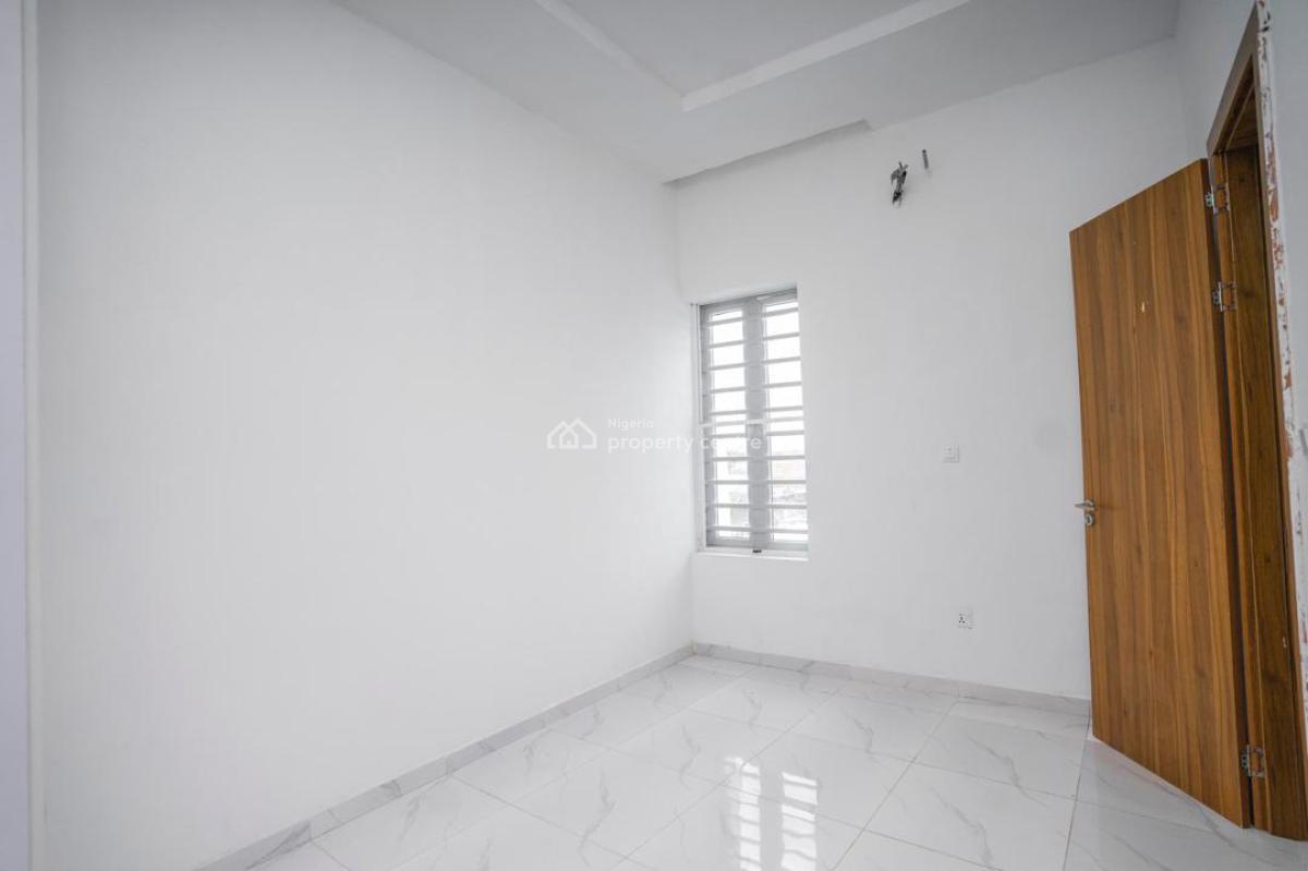 Nice 4 Bedrooms Terraced Duplex, Ikota Gra, Ikota, Lekki, Lagos, Terraced Duplex for Sale