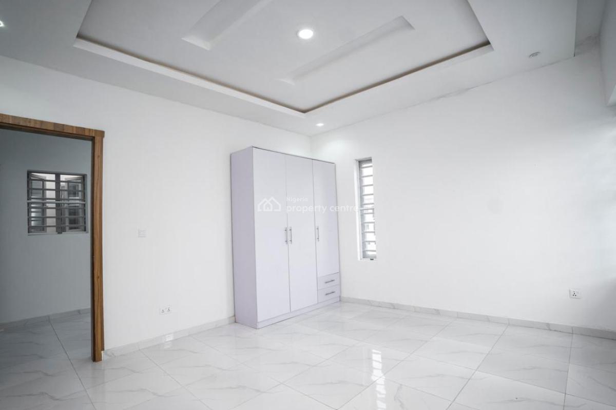 Nice 4 Bedrooms Terraced Duplex, Ikota Gra, Ikota, Lekki, Lagos, Terraced Duplex for Sale