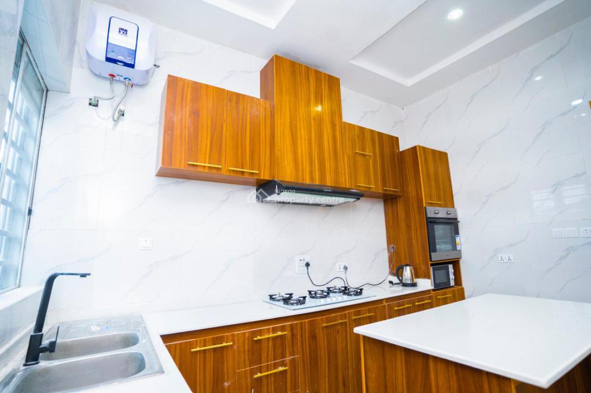 Nice 4 Bedrooms Terraced Duplex, Ikota Gra, Ikota, Lekki, Lagos, Terraced Duplex for Sale