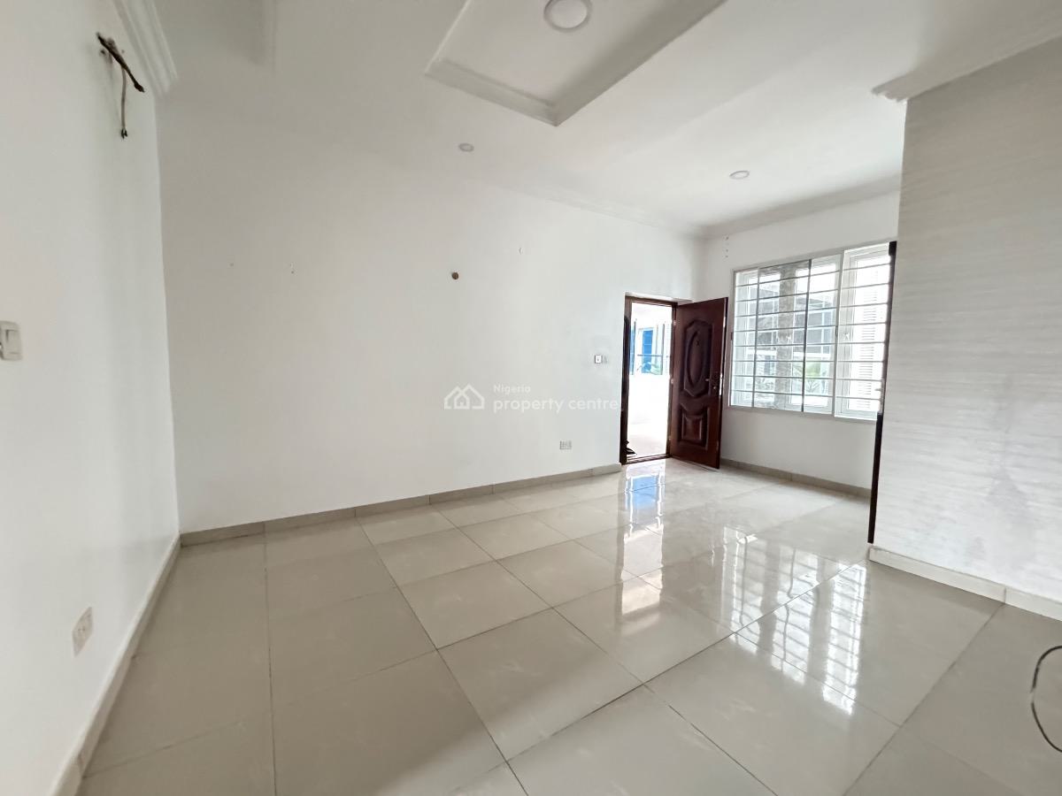2 Bedroom Flat, Lekki Expressway, Lekki, Lagos, Flat / Apartment for Sale