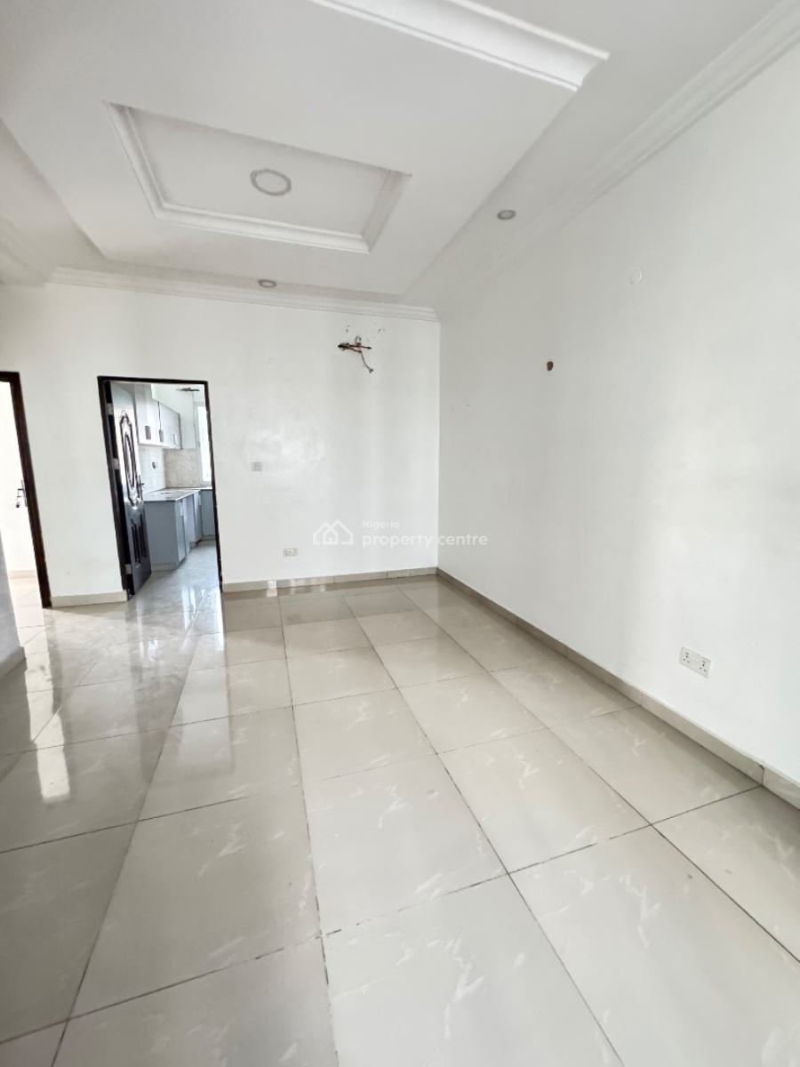 2 Bedroom Flat, Lekki Expressway, Lekki, Lagos, Flat / Apartment for Sale