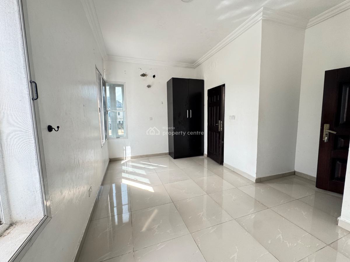2 Bedroom Flat, Lekki Expressway, Lekki, Lagos, Flat / Apartment for Sale
