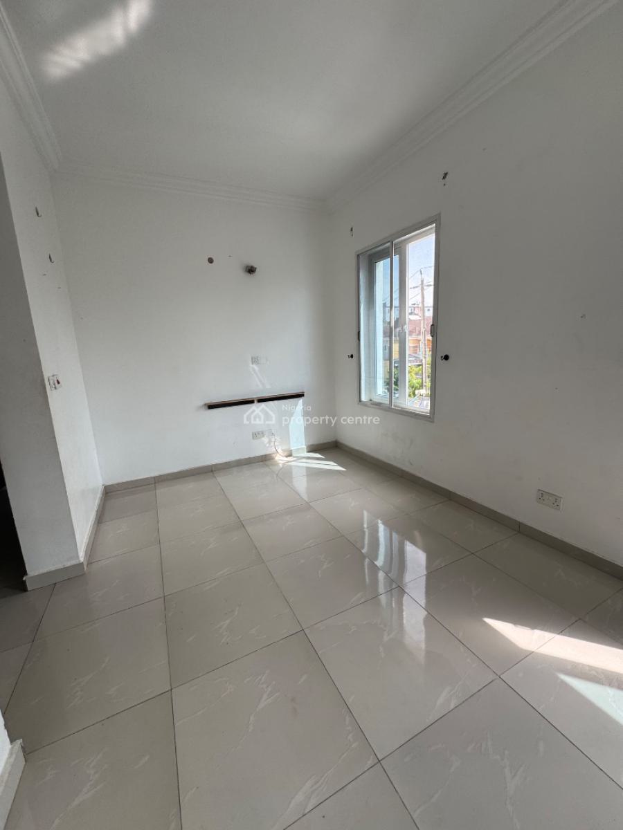 2 Bedroom Flat, Lekki Expressway, Lekki, Lagos, Flat / Apartment for Sale