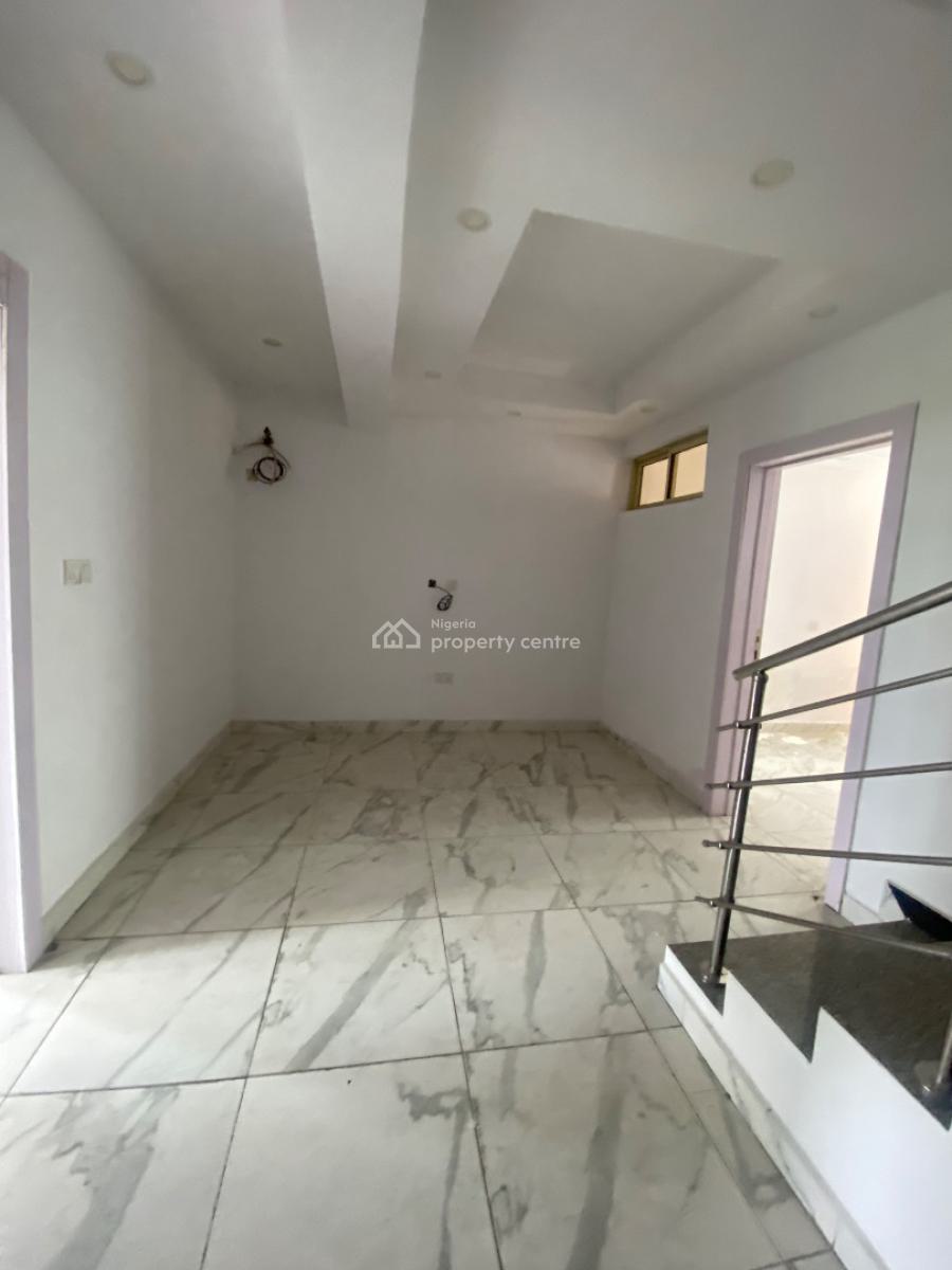 Relatively New 4 Bedroom Terrace Duplex with All Room Ensuit, Iponri, Surulere, Lagos, Terraced Duplex for Sale