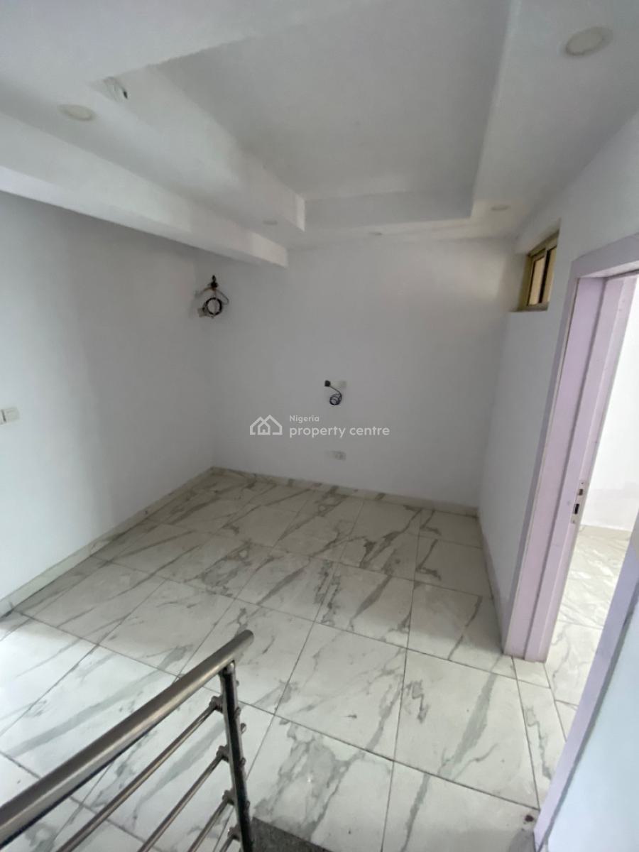 Relatively New 4 Bedroom Terrace Duplex with All Room Ensuit, Iponri, Surulere, Lagos, Terraced Duplex for Sale