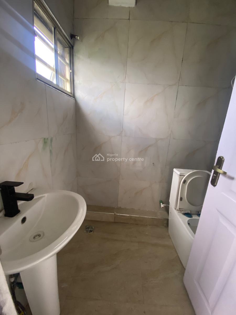 Relatively New 4 Bedroom Terrace Duplex with All Room Ensuit, Iponri, Surulere, Lagos, Terraced Duplex for Sale