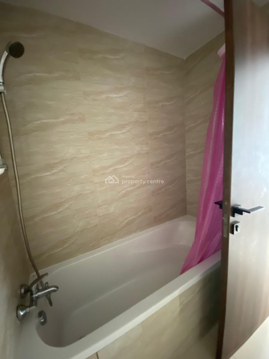 Highrise Waterview 2 Bedroom 12th Floor, 24/7 Light, Blue Water Apartment, Ikate, Lekki, Lagos, Flat / Apartment for Rent