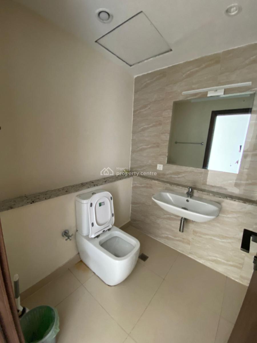 Highrise Waterview 2 Bedroom 12th Floor, 24/7 Light, Blue Water Apartment, Ikate, Lekki, Lagos, Flat / Apartment for Rent