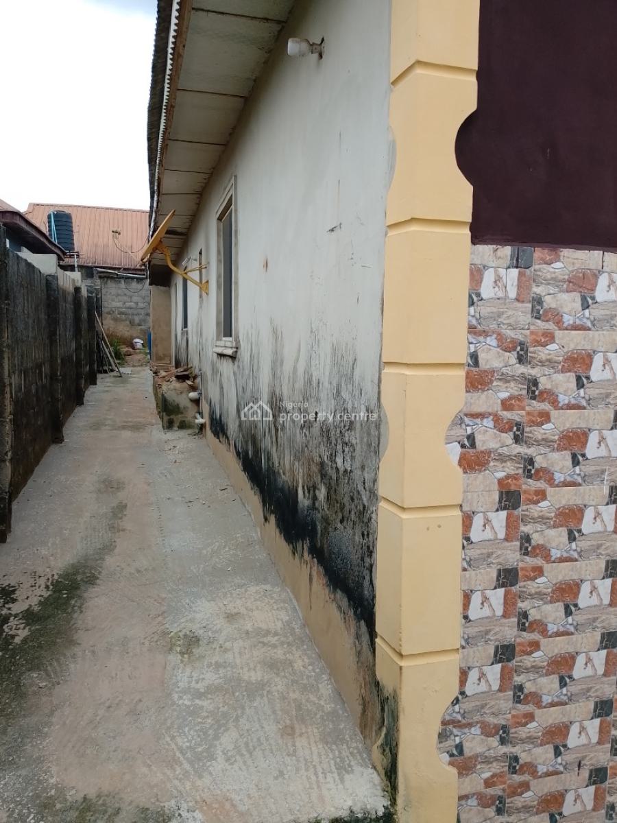 4 Bedroom with Mini Flat and a Shop, Love Estate, Ikorodu, Lagos, Semi-detached Bungalow for Sale