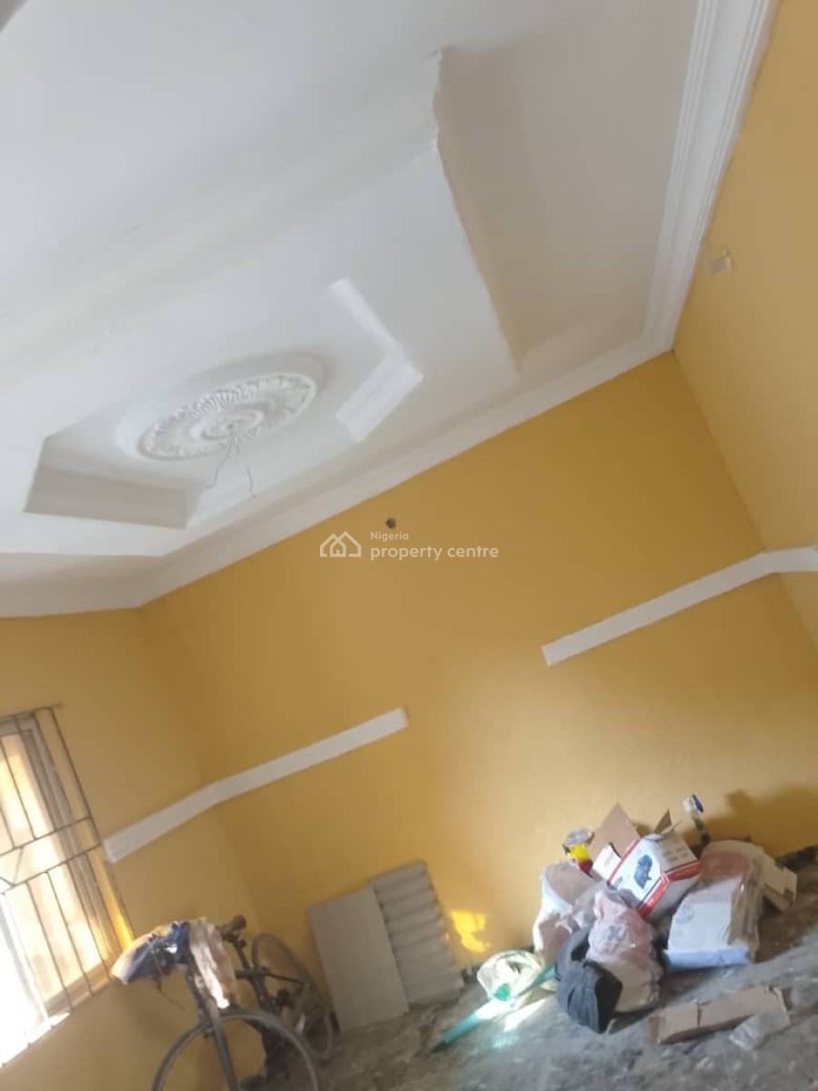 1 Bedroom Apartment, Igbogbo Estate, Ikorodu, Lagos, Mini Flat (room and Parlour) for Rent