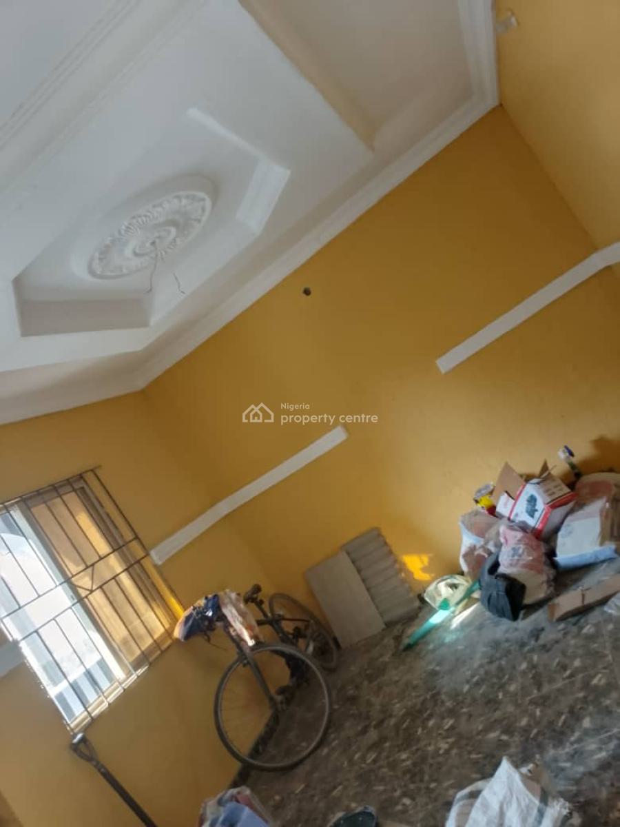 1 Bedroom Apartment, Igbogbo Estate, Ikorodu, Lagos, Mini Flat (room and Parlour) for Rent