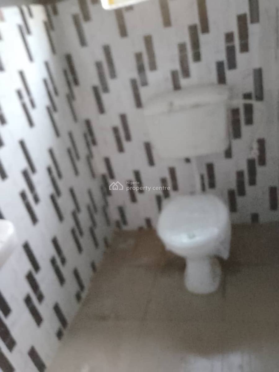 1 Bedroom Apartment, Igbogbo Estate, Ikorodu, Lagos, Mini Flat (room and Parlour) for Rent