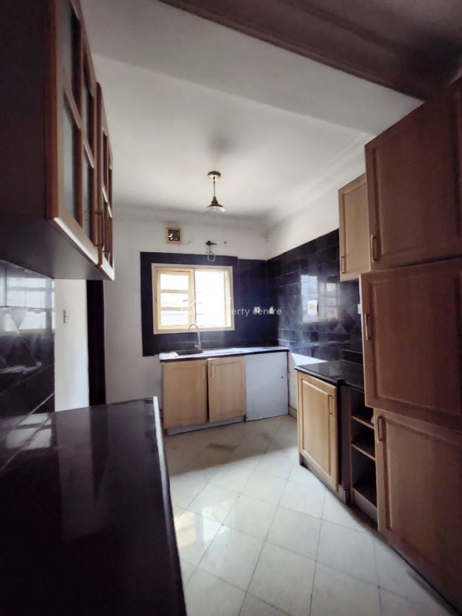 Well Maintained 3 Bedroom Apartment with Bq, Osapa, Lekki, Lagos, Flat / Apartment for Rent