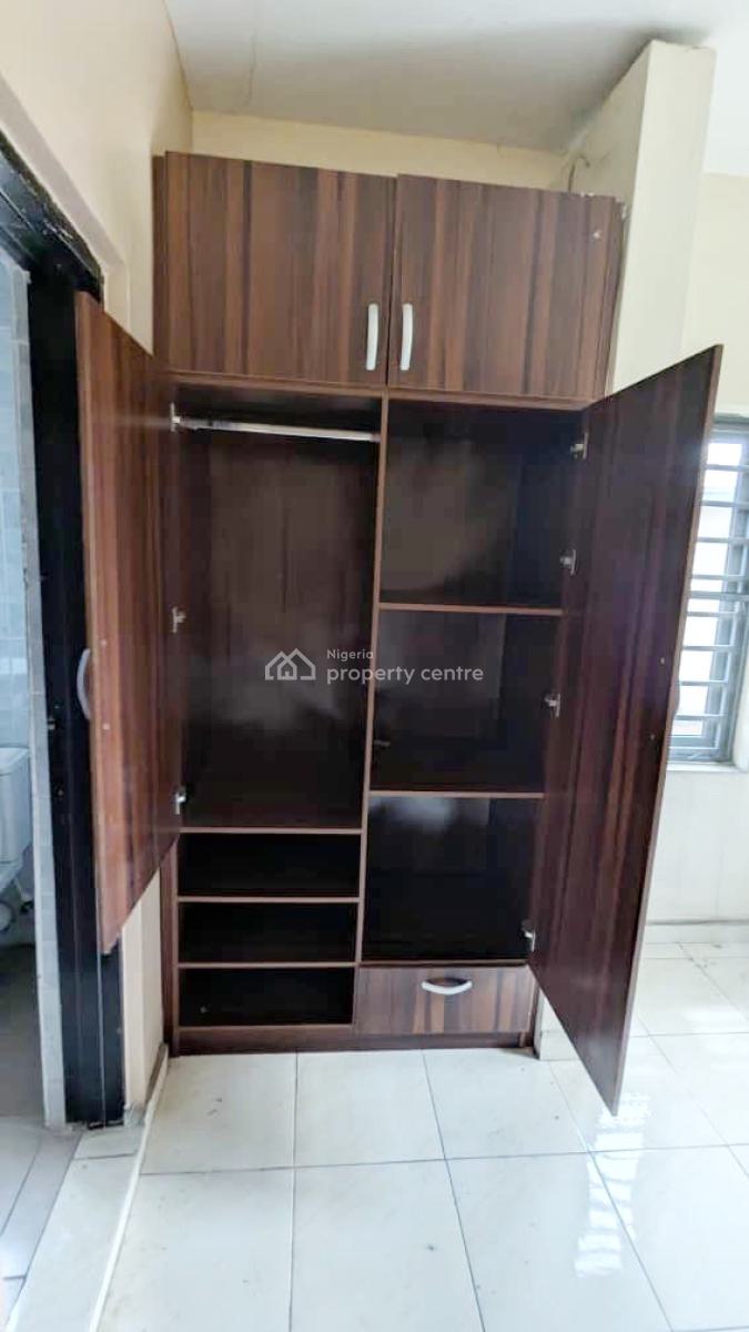 a Well Maintained Spacious 3 Bedroom Terrace Duplex, Brooks, Magodo, Lagos, Terraced Duplex for Rent