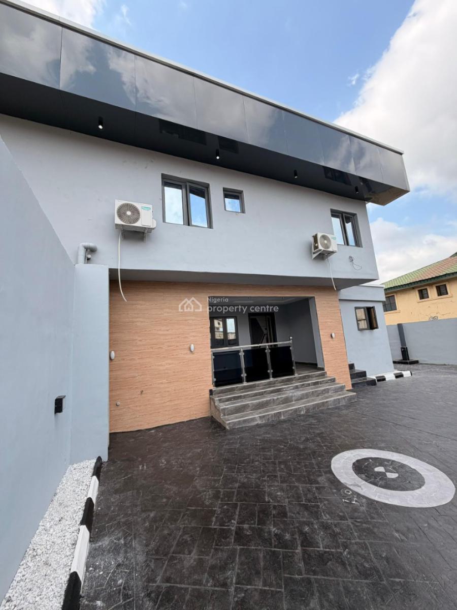 3 Bedroom Duplex with Cinema Room, Ikolaba Estate, Ibadan, Oyo, House Short Let