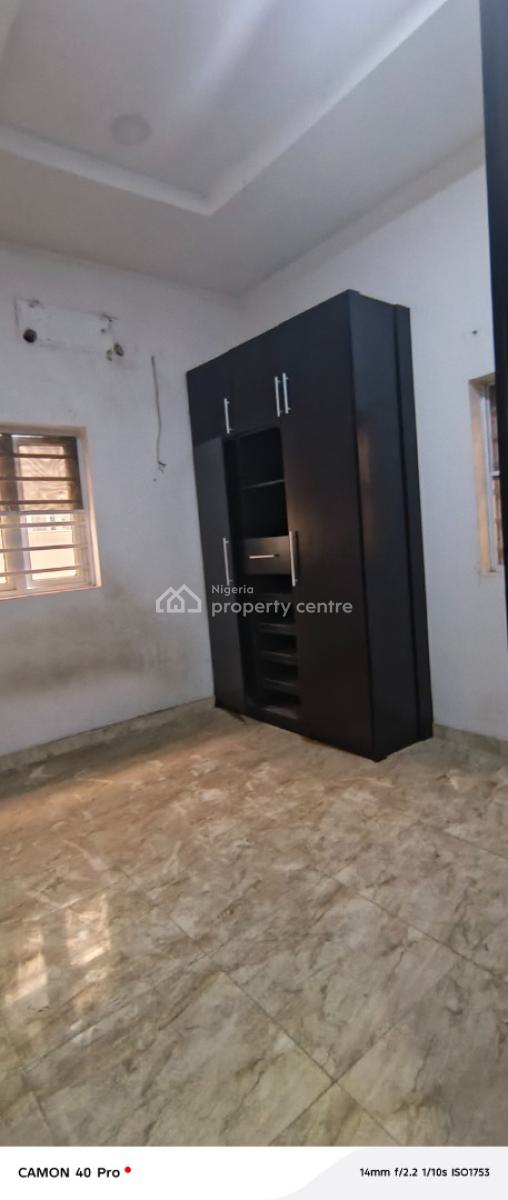 Standard Room Shared Apartment, Osapa London, Lekki, Lagos, Self Contain (single Rooms) for Rent