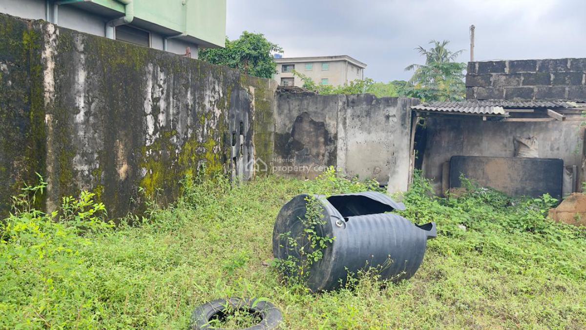 446m2 with Demolishable Structure and Direct Expressway Access, Casso Bus Stop, Alagbado, Directly on Lagos - Abeokuta Expressway, Alimosho, Lagos, Commercial Land for Sale