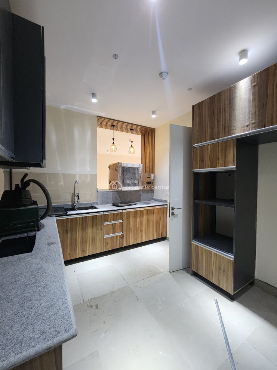 Luxury 2 Bedroom Apartment with Elevator, Pool, Gym, Lekki Phase 1, Lekki, Lagos, Flat / Apartment for Sale