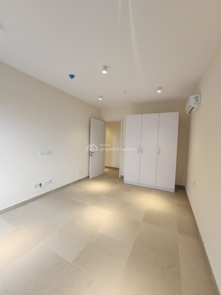 Luxury 2 Bedroom Apartment with Elevator, Pool, Gym, Lekki Phase 1, Lekki, Lagos, Flat / Apartment for Sale