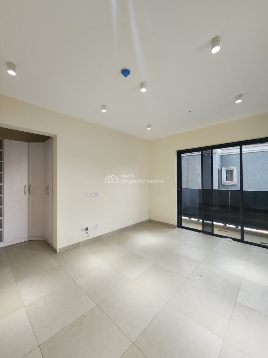 Luxury 2 Bedroom Apartment with Elevator, Pool, Gym, Lekki Phase 1, Lekki, Lagos, Flat / Apartment for Sale