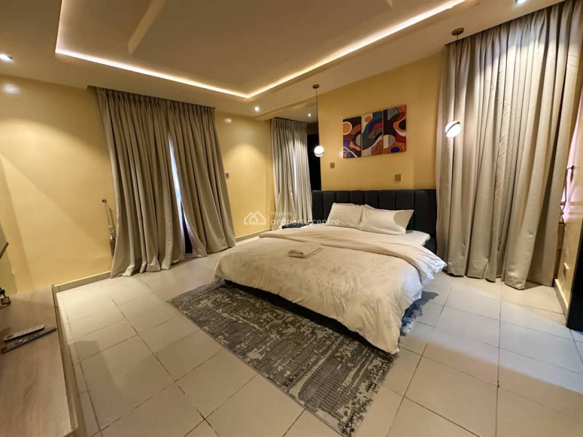 Luxury 3 Bedroom Apartment, Cardogan Estate, Osapa, Lekki, Lagos, Flat / Apartment Short Let