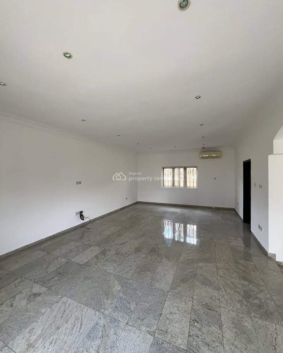Spacious 3 Bedroom Apartment with Bq, Lekki Phase 1, Lekki, Lagos, Detached Duplex for Rent