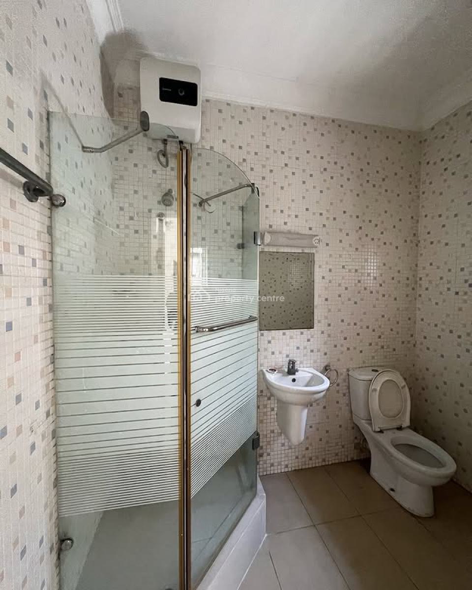 Spacious 3 Bedroom Apartment with Bq, Lekki Phase 1, Lekki, Lagos, Detached Duplex for Rent