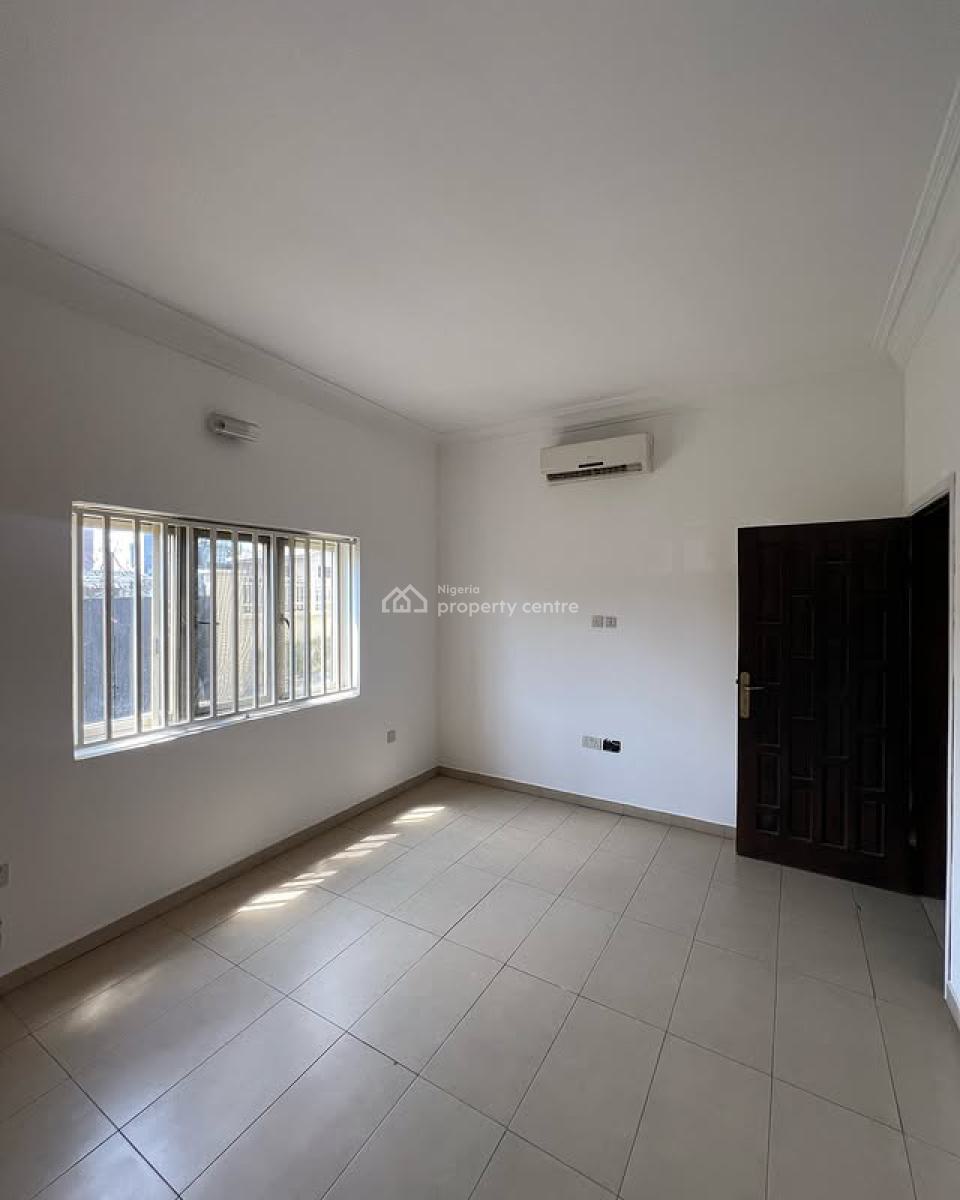 Spacious 3 Bedroom Apartment with Bq, Lekki Phase 1, Lekki, Lagos, Detached Duplex for Rent