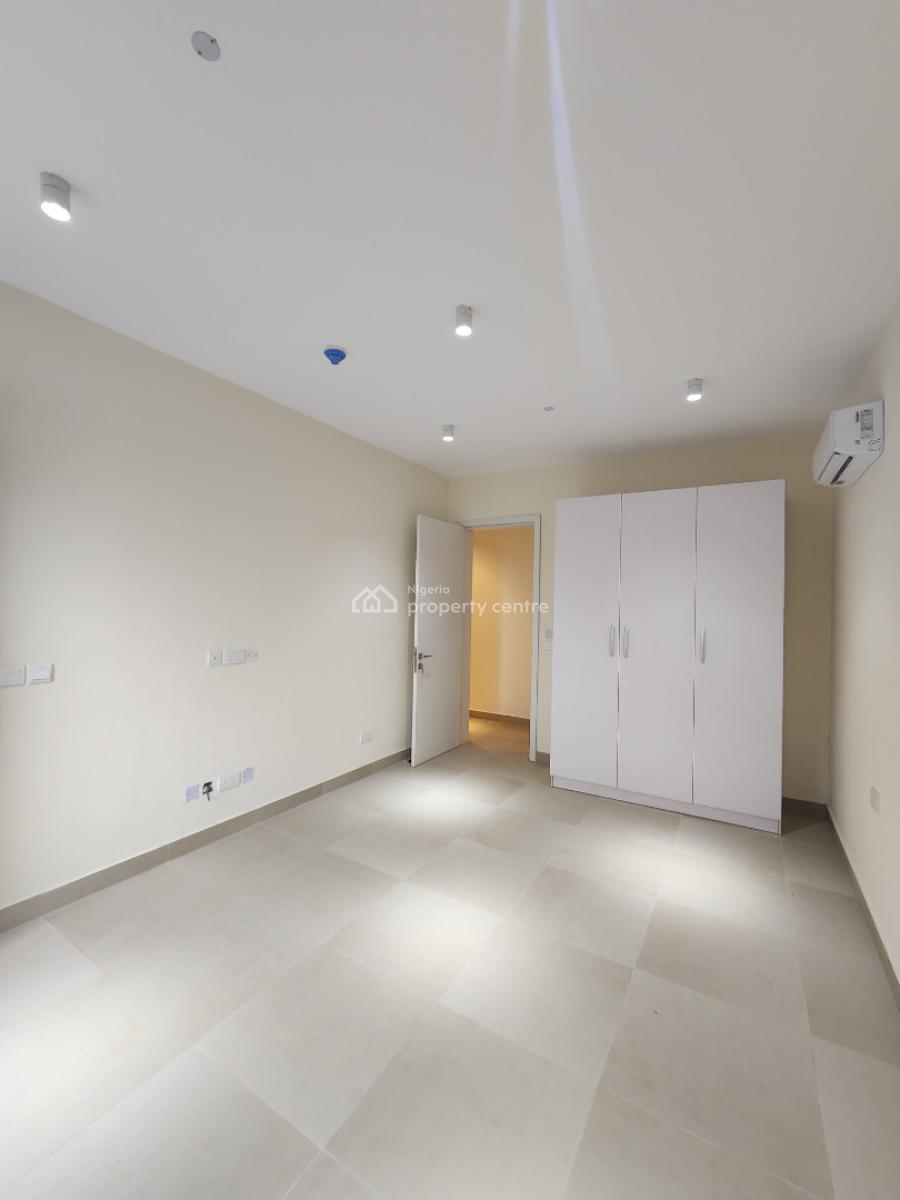 Nicely Built 3 Bedroom Apartment with Elevator, Gym, Pool, Lekki Phase 1, Lekki, Lagos, Flat / Apartment for Sale