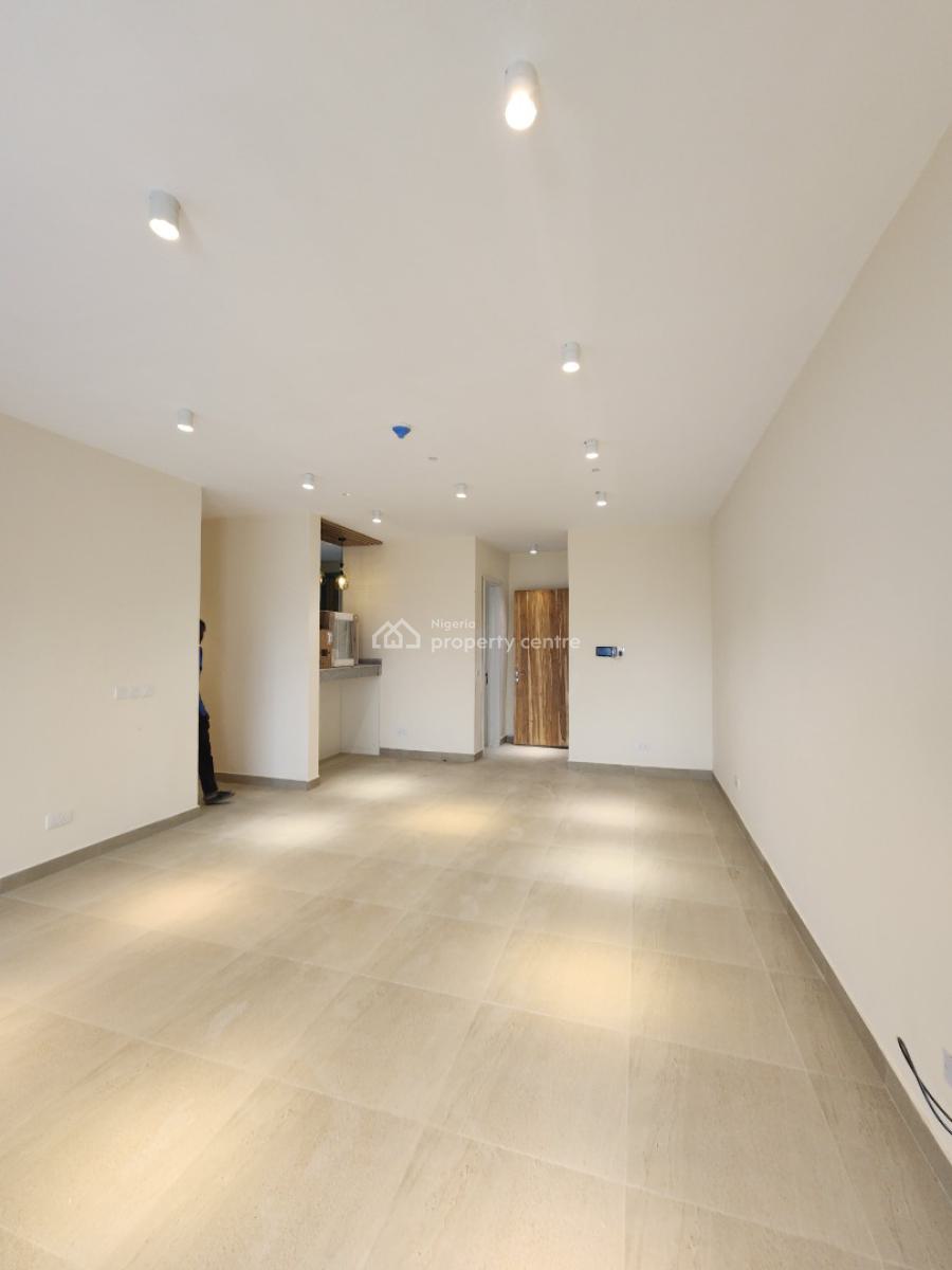 Nicely Built 3 Bedroom Apartment with Elevator, Gym, Pool, Lekki Phase 1, Lekki, Lagos, Flat / Apartment for Sale