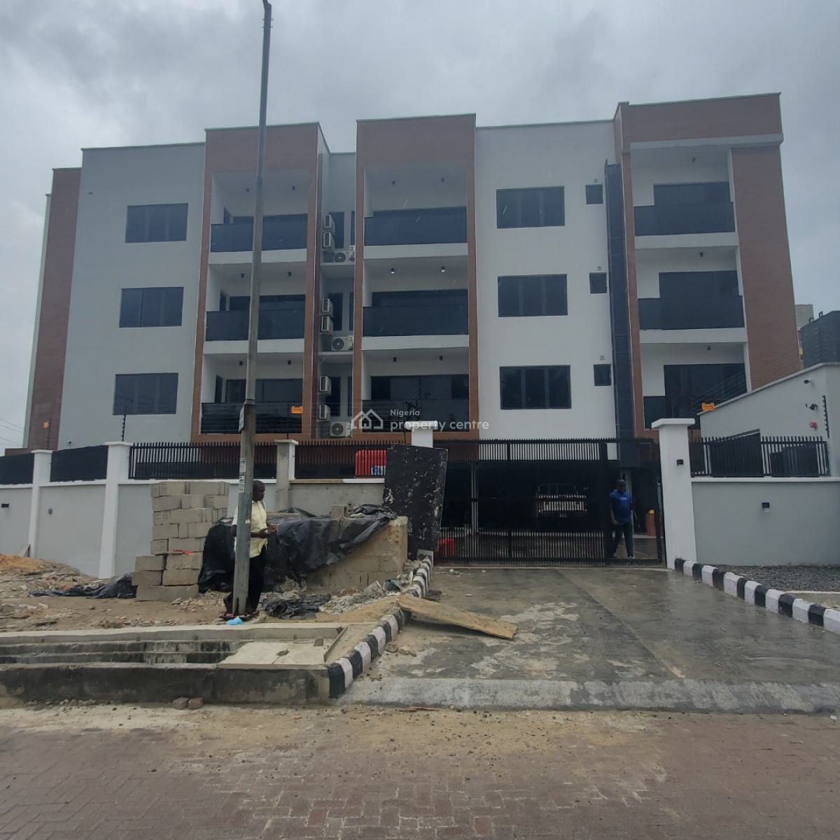 Excellent 2bedroom Apartment Within a Gym and Pool, Lekki Phase 1, Lekki, Lagos, Flat / Apartment for Sale