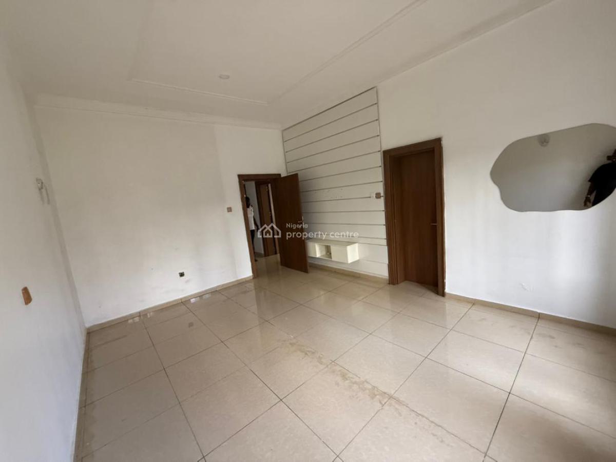 Well Finished 3 Bedroom  Service Apartment, Diplomatic Zone, Katampe Extension, Katampe, Abuja, Flat / Apartment for Rent