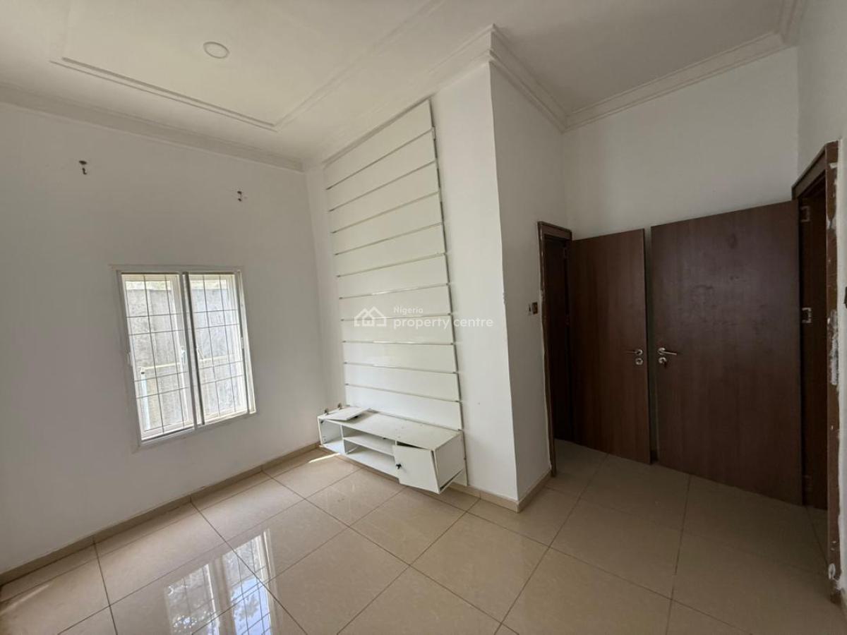 Well Finished 3 Bedroom  Service Apartment, Diplomatic Zone, Katampe Extension, Katampe, Abuja, Flat / Apartment for Rent