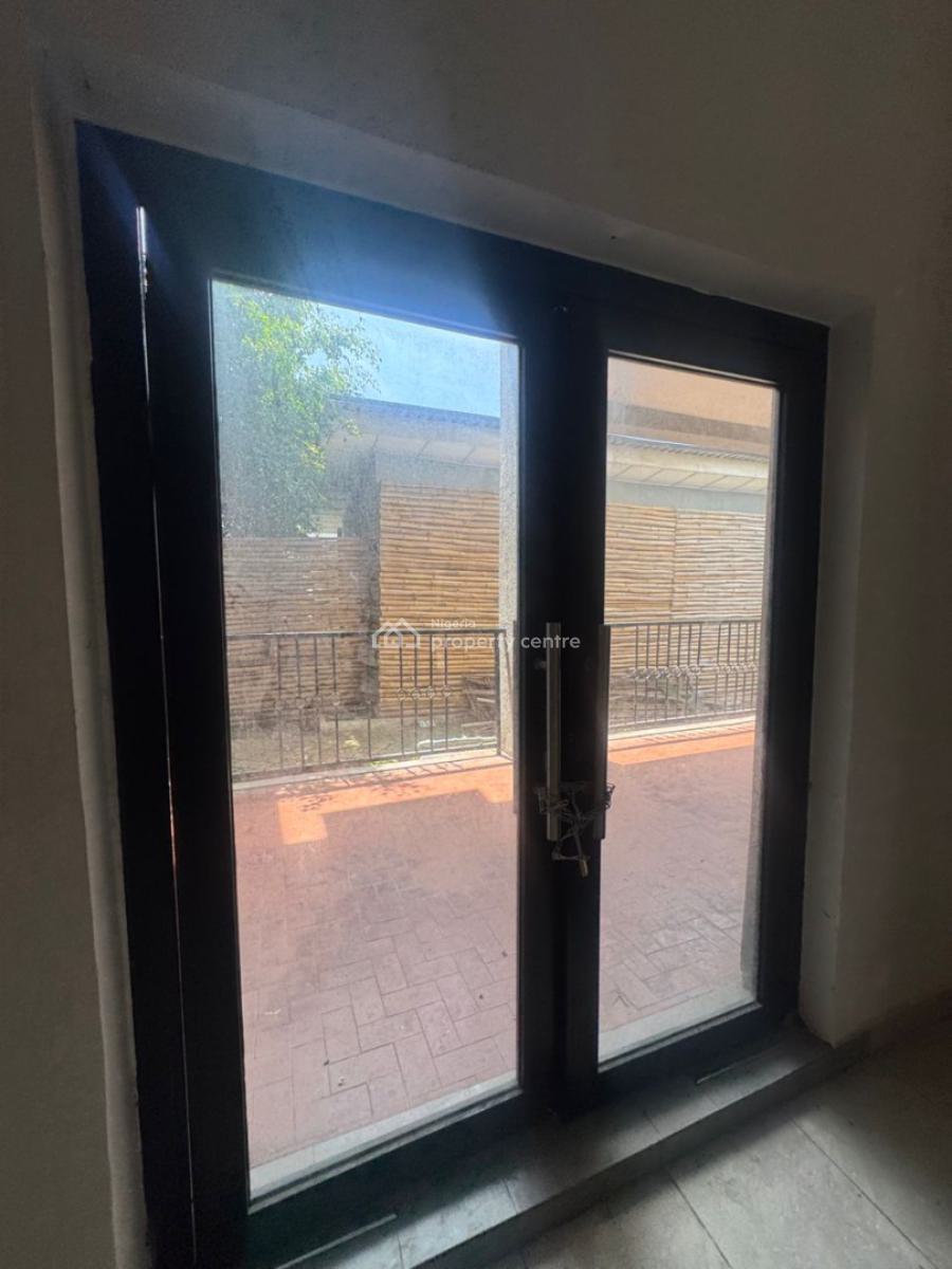 5 Bedrooms Commercial Property, Lekki Phase 1, Lekki, Lagos, Commercial Property for Rent