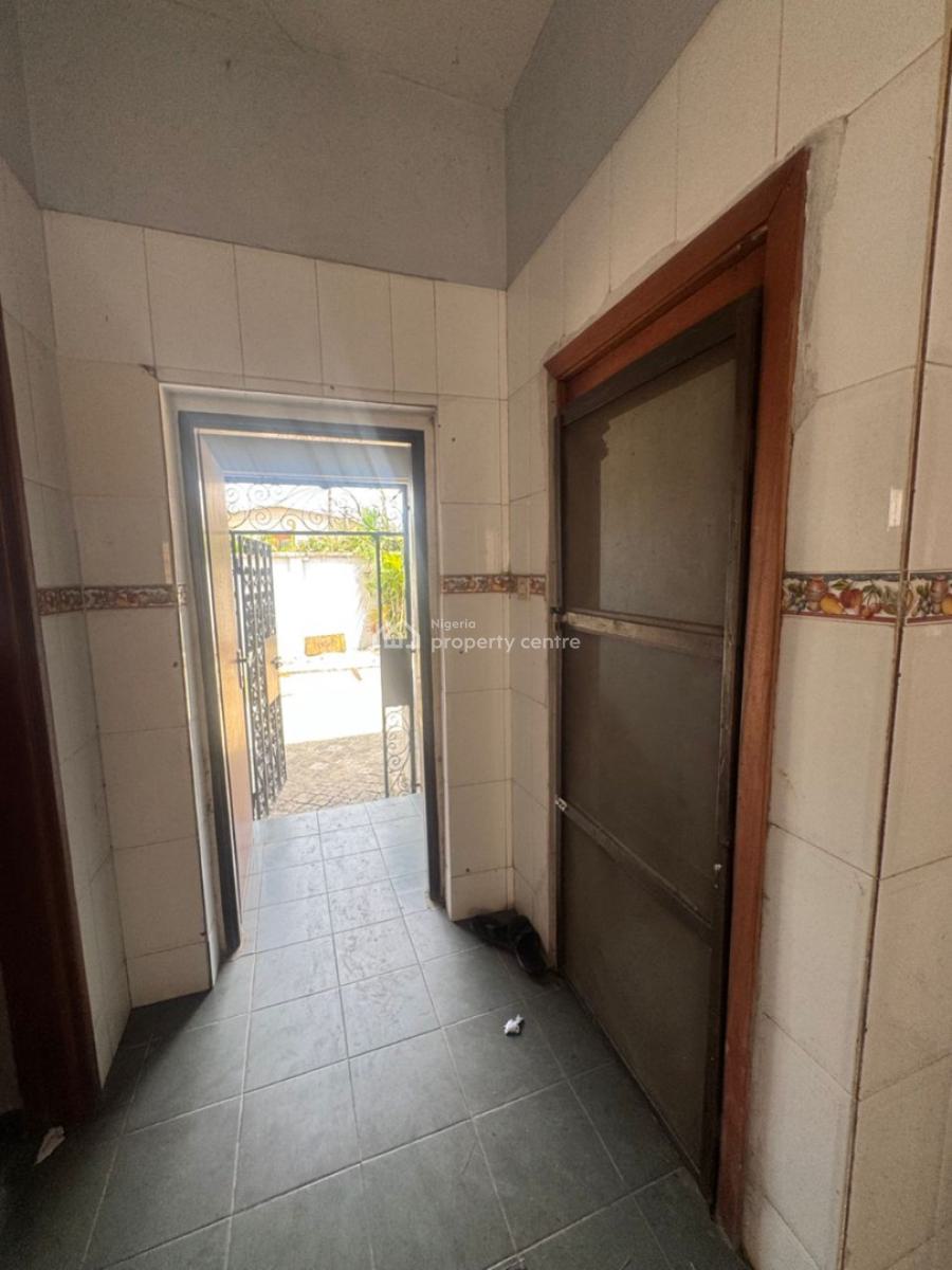 5 Bedrooms Commercial Property, Lekki Phase 1, Lekki, Lagos, Commercial Property for Rent