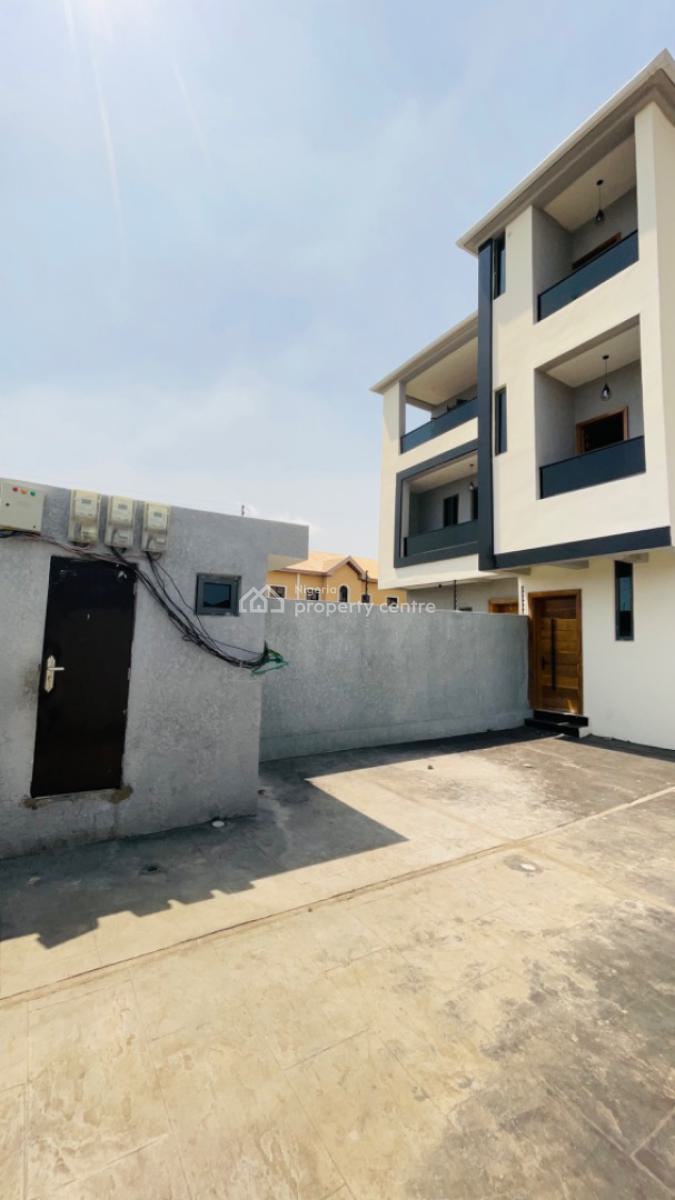 Brand New 2 Units Luxury 3 Bedroom Apartment, Lekki Phase 1, Lekki, Lagos, Flat / Apartment for Sale