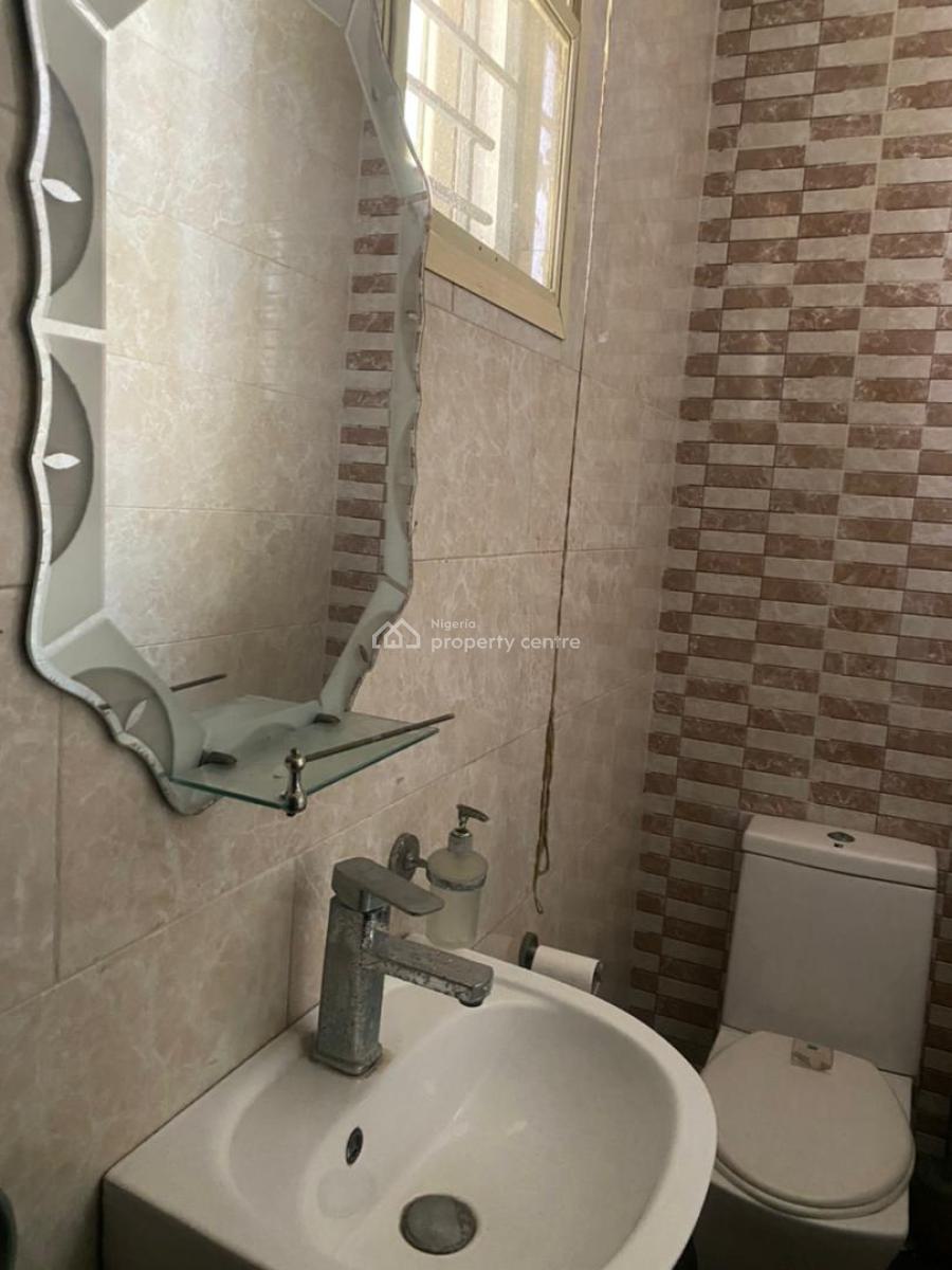 Luxury 2 Bedroom Apartment with Excellent Facilities, Off Admiralty Way, Lekki Phase 1, Lekki, Lagos, Flat / Apartment for Rent