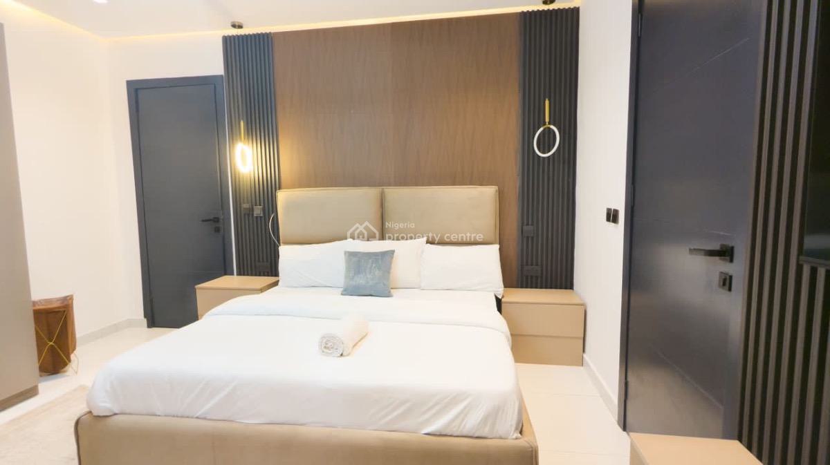 Well-appointed 2 Bedroom Apartment with Modern Convenience, Lekki Phase 1, Lekki, Lagos, Flat / Apartment Short Let