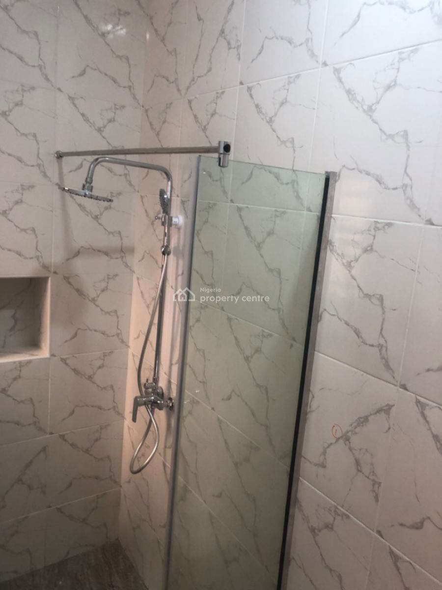 2 Bedroom Apartment, Orchid Road, Lekki, Lagos, Flat / Apartment for Sale