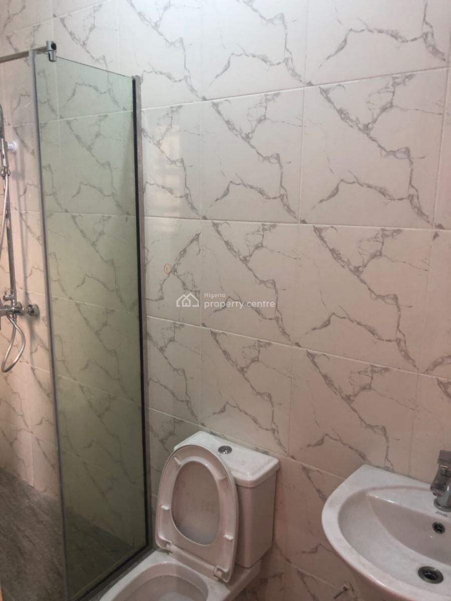 2 Bedroom Apartment, Orchid Road, Lekki, Lagos, Flat / Apartment for Sale