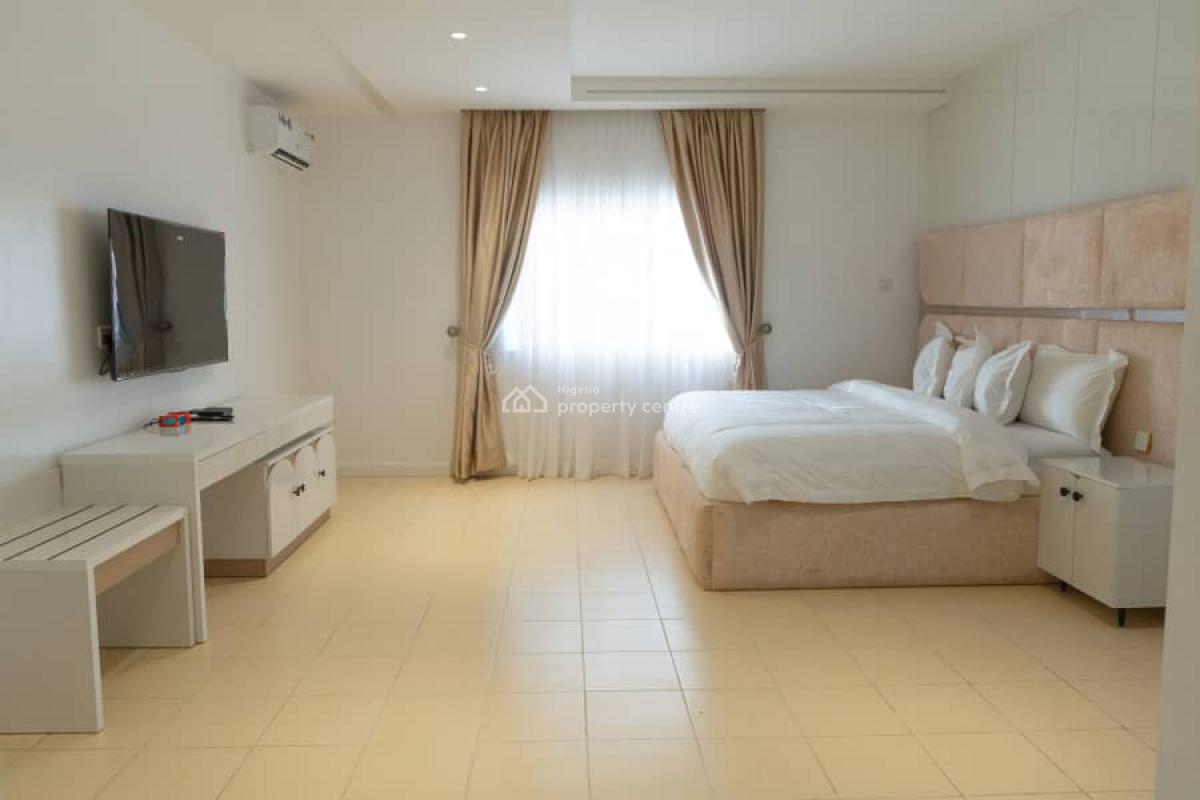 Luxury 2-bedroom Apartment, After Bannex Bridge, Wuse 2, Mabushi, Abuja, Flat / Apartment Short Let