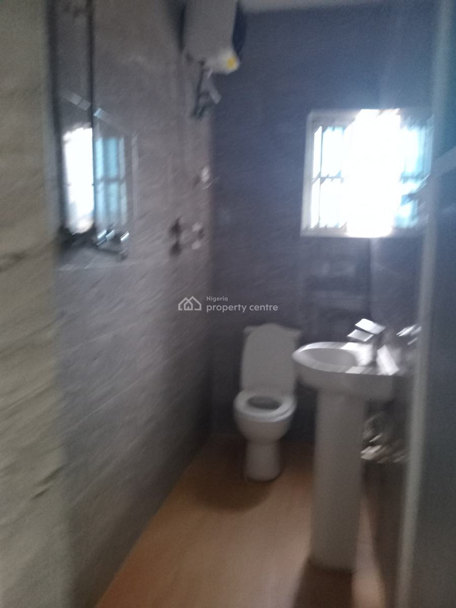 Residential Property of 4bedbungalow, 3bed Flat,1miniflat +penthouse, Olowopopo Way, Awoyaya New Road, Gbetu, Awoyaya, Ibeju Lekki, Lagos, Block of Flats for Sale