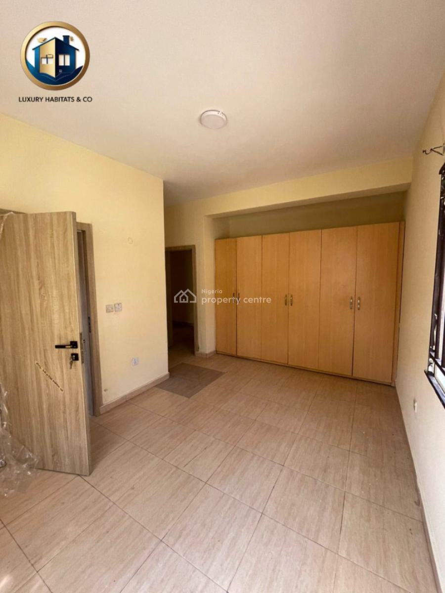 Newly Renovated 3 Bedroom Apartment, Ikota Villa Estate, Ikota, Lekki, Lagos, Flat / Apartment for Rent